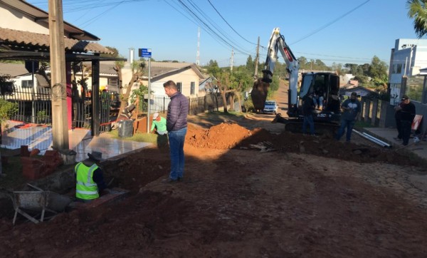 Início das obras de drenagem e pavimentação no Bairro Cohab