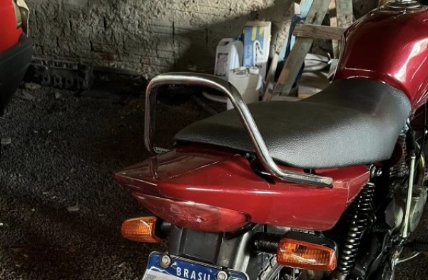 Adolescente é apreendido após fuga de moto e direção perigosa entre SC e PR