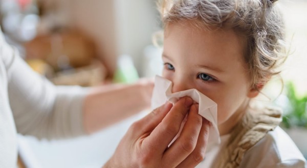 Gripe, alergia, resfriado ou rinite? Entenda as diferenças e saiba quando procurar ajuda