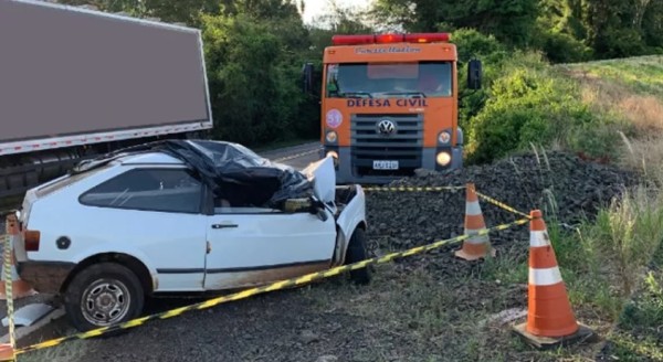 Homem morre em grave acidente na PR 281