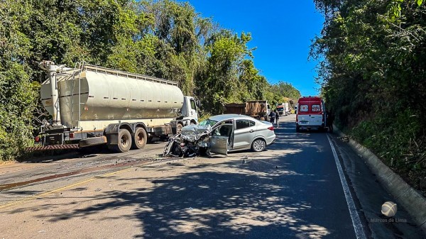 Duplo acidente é registrado na BR-282 deixando motociclista ferido