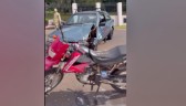Colisão entre carro e moto deixa uma pessoa ferida