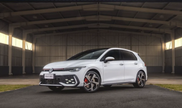 Volkswagen abre novo lote do Golf GTI no Brasil por R$ 430 mil