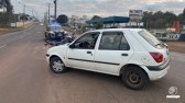 Motociclista fica ferido em colisão com carro; condutora era venezuelana sem CNH brasileira