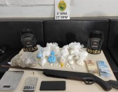 Homem é preso por tráfico de drogas e tem arma apreendida em Renascença