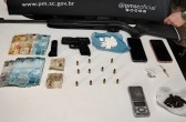 Jovens de 18 e 20 anos são presos por tráfico de drogas e posse ilegal de arma