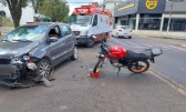 Condutor de motocicleta sofre fratura em colisão com automóvel