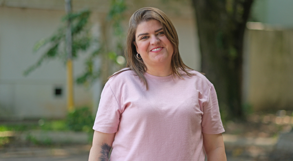 Colaboradora Tatiane Maistrelo destaca valorização da carreira na Sicredi Fronteiras