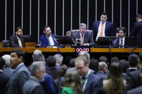 Medida Provisória que recria o programa Minha Casa Minha Vida é aprovada na Câmara