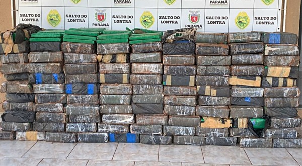 Uma tonelada de maconha é apreendida pela PM em Nova Prata do Iguaçu