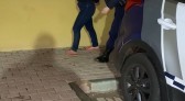 Mãe é presa acusada de tentar jogar filho do carro em movimento em Cascavel