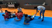 Acadêmicos de fisioterapia da Uceff, polo de Barracão, aplicam teste FIFA 11 + em atletas da escolinha da Chapecoense do polo de Dionísio Cerqueira
