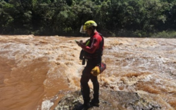 Mãe e filha seguem desaparecidas após serem arrastadas pela correnteza no rio Chapecozinho, em Xanxerê