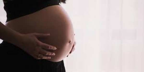 Estudo aponta que 20% das adolescentes não sabem como evitar filhos