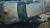 Saída de pista seguida de capotamento deixa homem ferido na BR-163