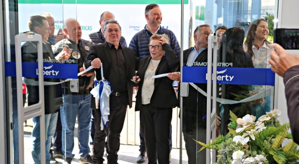 Liberty Duty Free é inaugurada com a presença de autoridades estaduais e federais