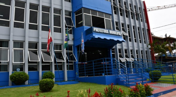 Administração abre vagas de estágio para estudantes do Ensino Médio