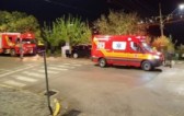 Jovem é conduzido ao hospital de Maravilha após colisão entre dois carros