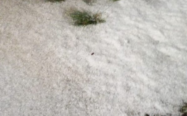Chuva de granizo assusta moradores