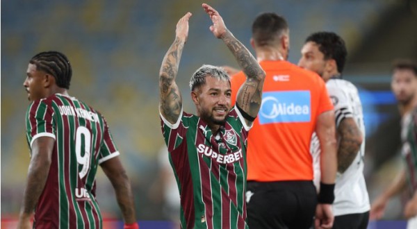 Com golaço de Lucho Acosta, Fluminense vence o Botafogo no Maracanã