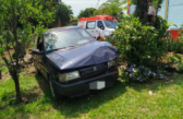 Carro sai da pista no interior de Maravilha e mulher fica ferida