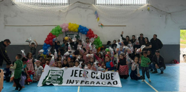 Jeep Clube Integração vai além das trilhas e promove ação especial para crianças