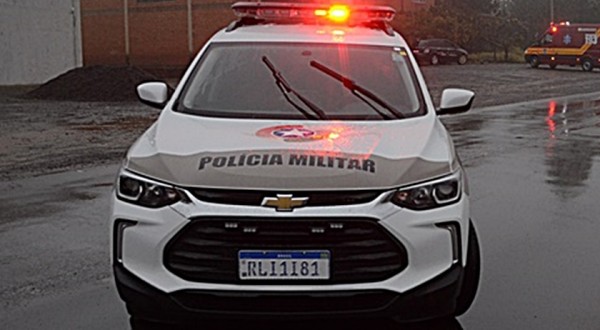 PM prende homem por ameaça a companheira