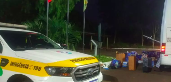 Polícia intercepta ônibus carregado com mercadorias ilegais no Oeste catarinense