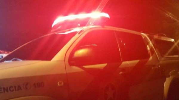 Suspeito de abuso é agredido pelo pai de criança e acaba preso no Oeste de SC