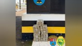 PRE prende homem e apreende menor transportando mais de 53 quilos de maconha em carro