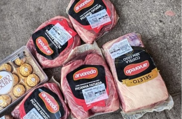 Homem com 60 passagens policiais é detido por furtar alimentos em supermercado