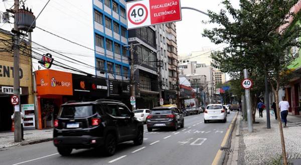 Projeto quer aumentar para 80 pontos na CNH o limite para a suspensão de motorista profissional