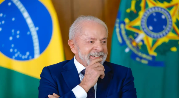 Governo propõe fim da escala 6x1 e redução da jornada de trabalho