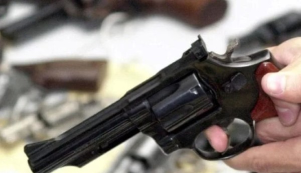 Porte de armas pode ser ampliado para duas novas profissões após aprovação de lei
