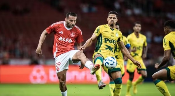 Internacional sai atrás, mas busca empate contra o Mirassol no Beira-Rio
