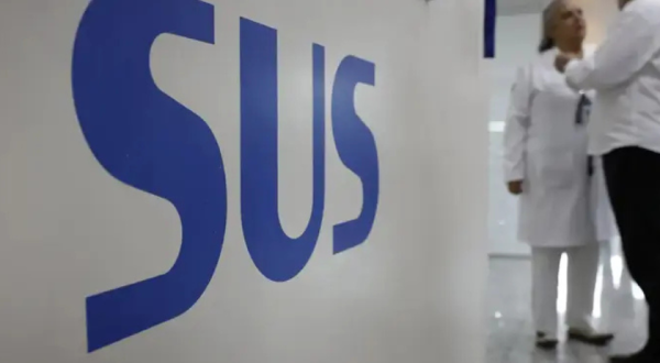 Pacientes com câncer enfrentam demora no SUS para diagnóstico e tratamento