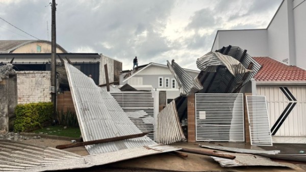 Meteorologista explica fenômeno que causou estragos