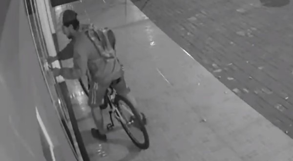 Homem tenta furtar lanchonete na Rua Dom Pedro II