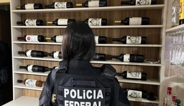 Após apreensão de 600 garrafas de vinho argentino, cidades de SC são alvos de operação policial