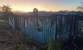 Casa fica completamente destruída após incêndio em Iporã do Oeste