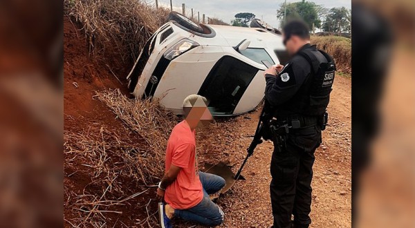 Homem que assaltou cooperativa e capotou veículo durante perseguição de helicóptero continuará na cadeia