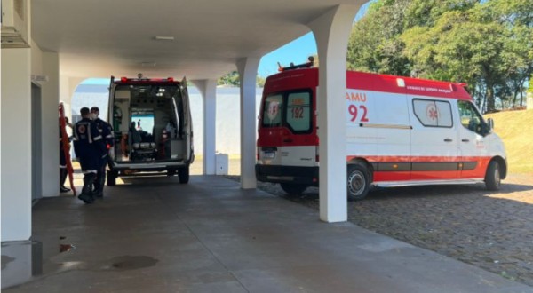 Briga de casal termina com os dois feridos por golpes de faca