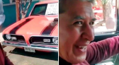 Filho compra mesmo carro que pai vendeu para pagar sua faculdade