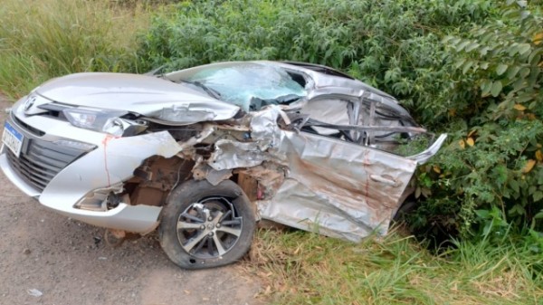 Mulheres ficam feridas em colisão com caminhão na BR-282 entre Maravilha e Pinhalzinho