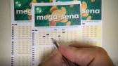 Mega-Sena acumula e pagará prêmio de R$ 61 milhões no próximo sorteio
