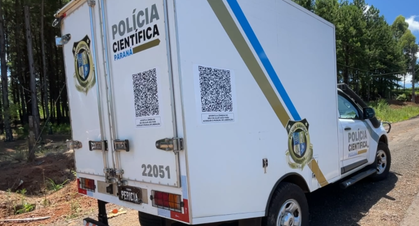 Corpo é encontrado em estado de decomposição em meio a mata