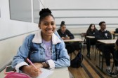 Escolas estaduais voltam às aulas com mais de 520 mil estudantes nesta segunda-feira