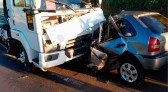 Carro vira ‘bola de metal’ e motorista morre em acidente com caminhão-guincho em SC