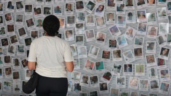 "Tragédia anunciada", diz mãe de vítimas sobre barragem de Brumadinho