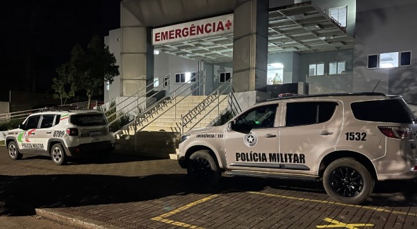 Homem é ferido com arma branca e caminhava com vísceras expostas no bairro Aeroporto